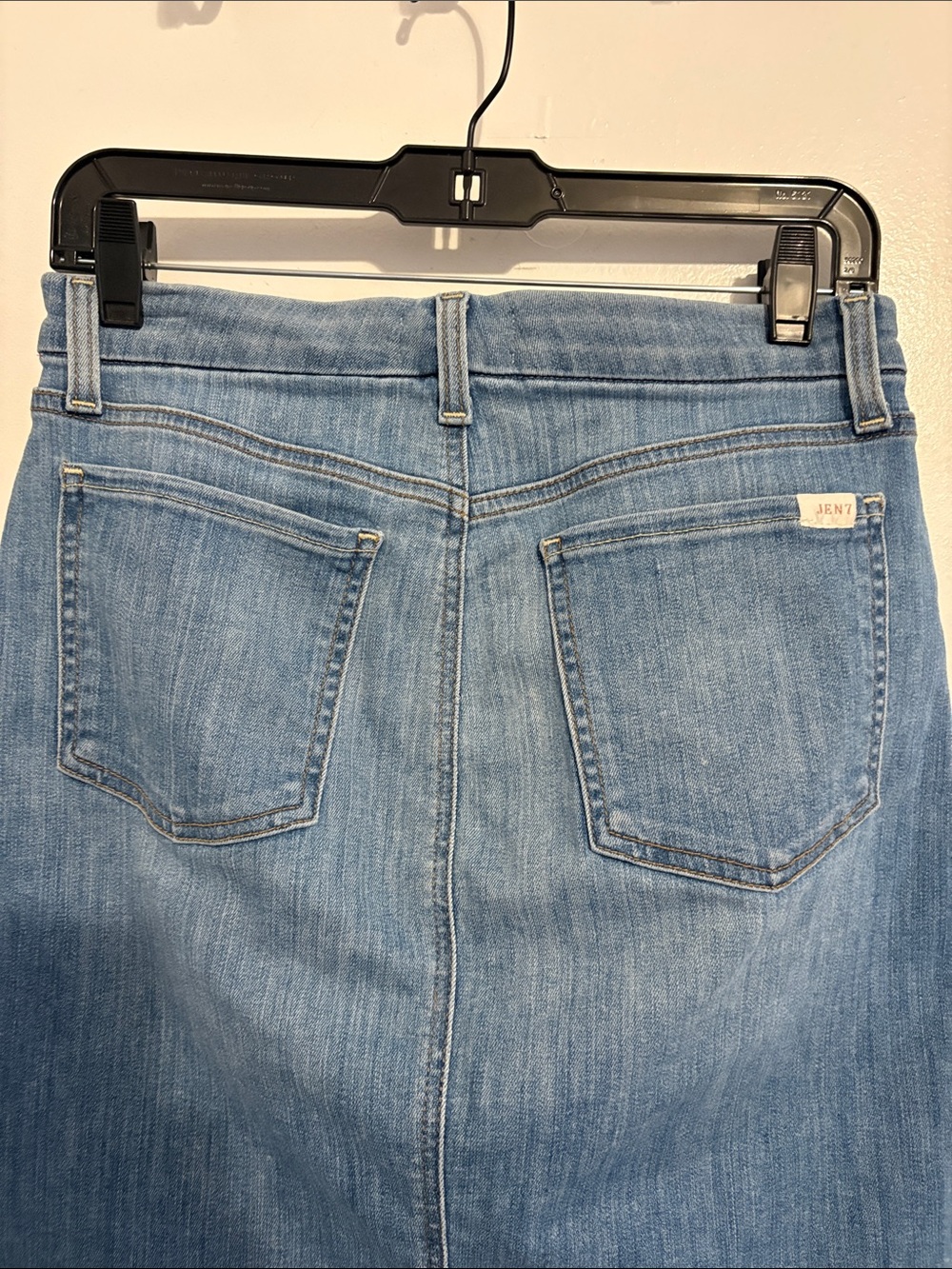 Jen7 by 7 For All Mankind Light Wash Denim Pencil Skirt 6 - Picture 5 of 7